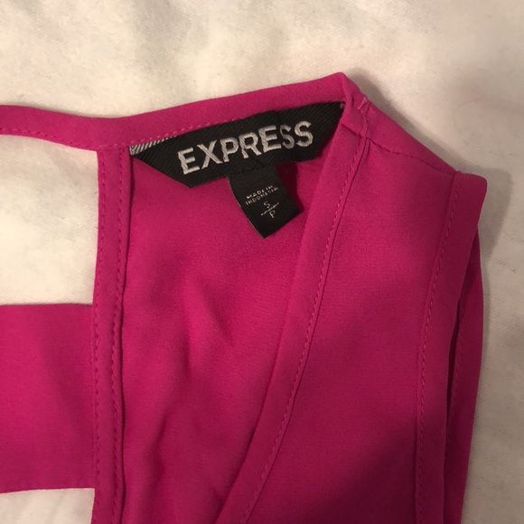 Express sleeveless top with open ladder back S - Picture 3 of 3